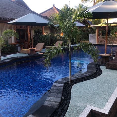 pemenang cottages|BANANA COTTAGES .